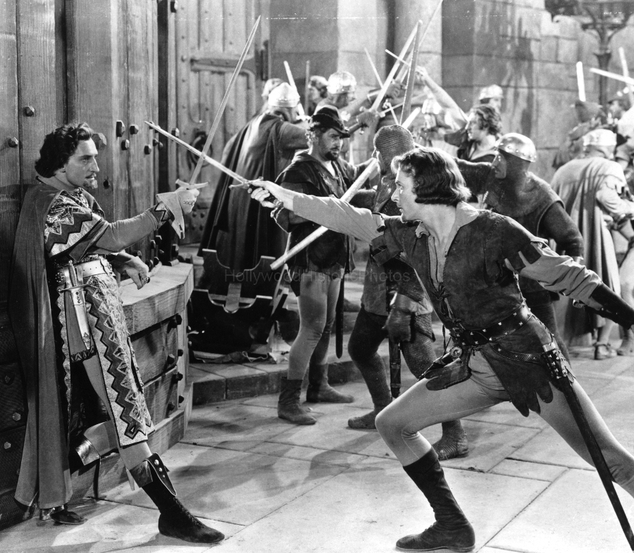 Adventures of Robin Hood 1938 3 Errol Flynn Basil Rathbone.jpg